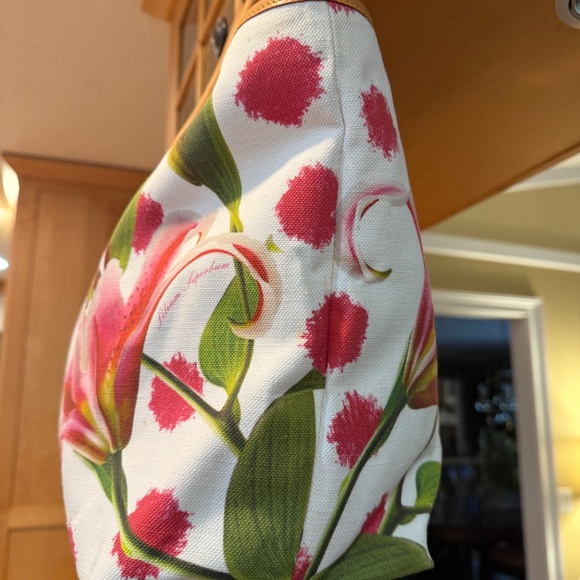 Dooney & Bourke - Picture 4 of 16